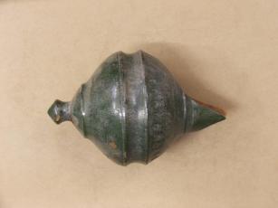 leltári száma: 64.12.1., magassága: 31 cm, szélessége 16,5 cm